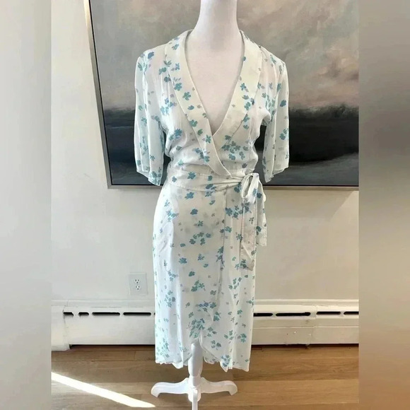 NWT Ganni Printed Crepe Wrap Dress Size 0 - Picture 5 of 16